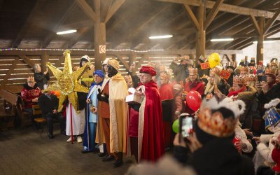 Święto Trzech Króli w Szerokiej – radosna procesja i wspólne kolędowanie