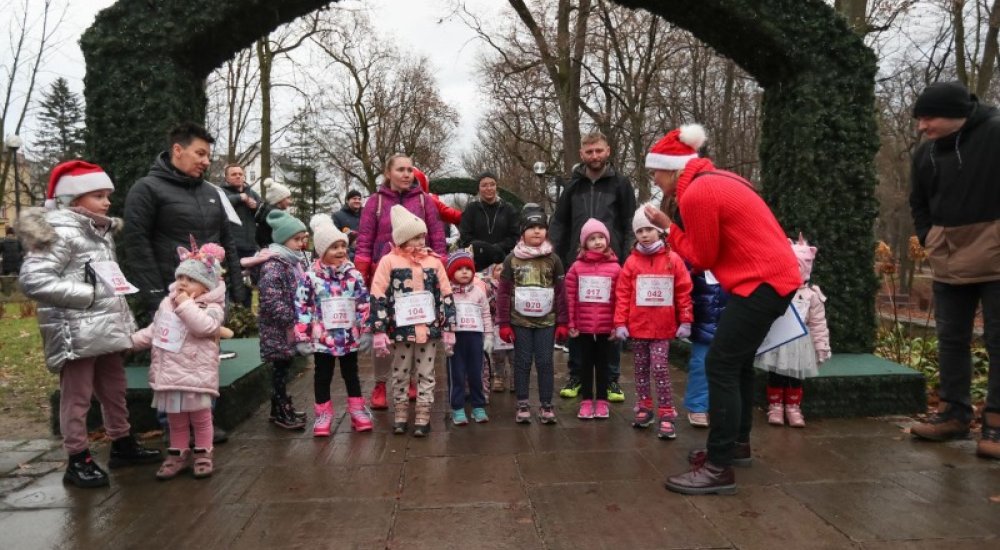 VI Bieg Cukierkowy w Jastrzębiu-Zdroju – Bieg dla 14-letniej Zuzi! Fot. z arch. UM